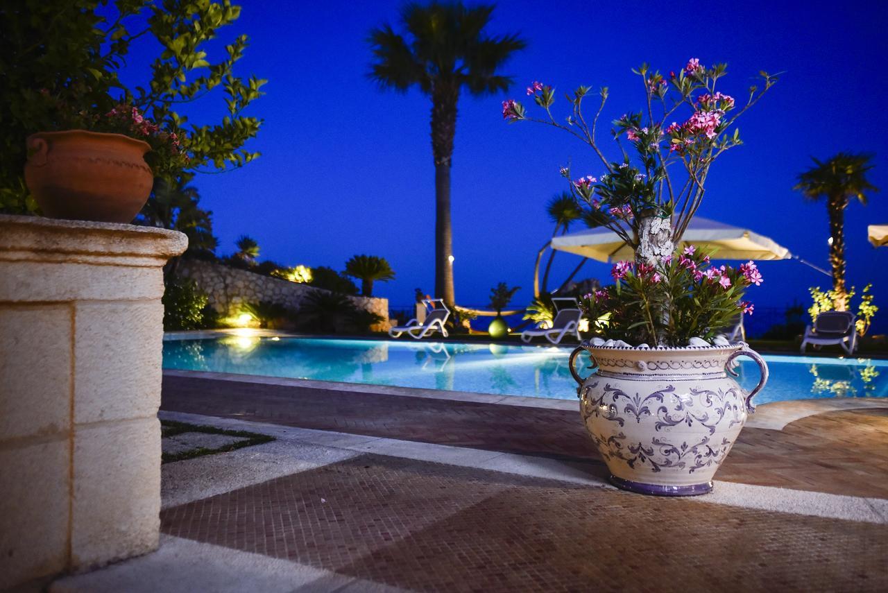 Kete Deluxe Rooms Marina di Palma Bagian luar foto